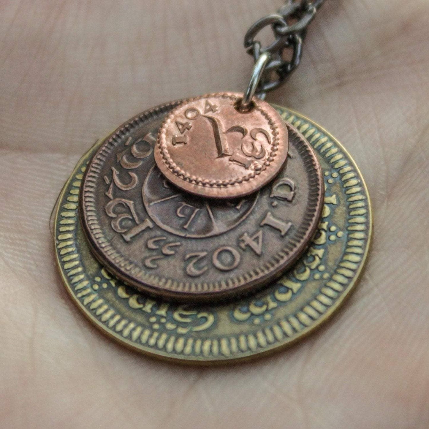 THE SHIRE Layered Coin Necklace