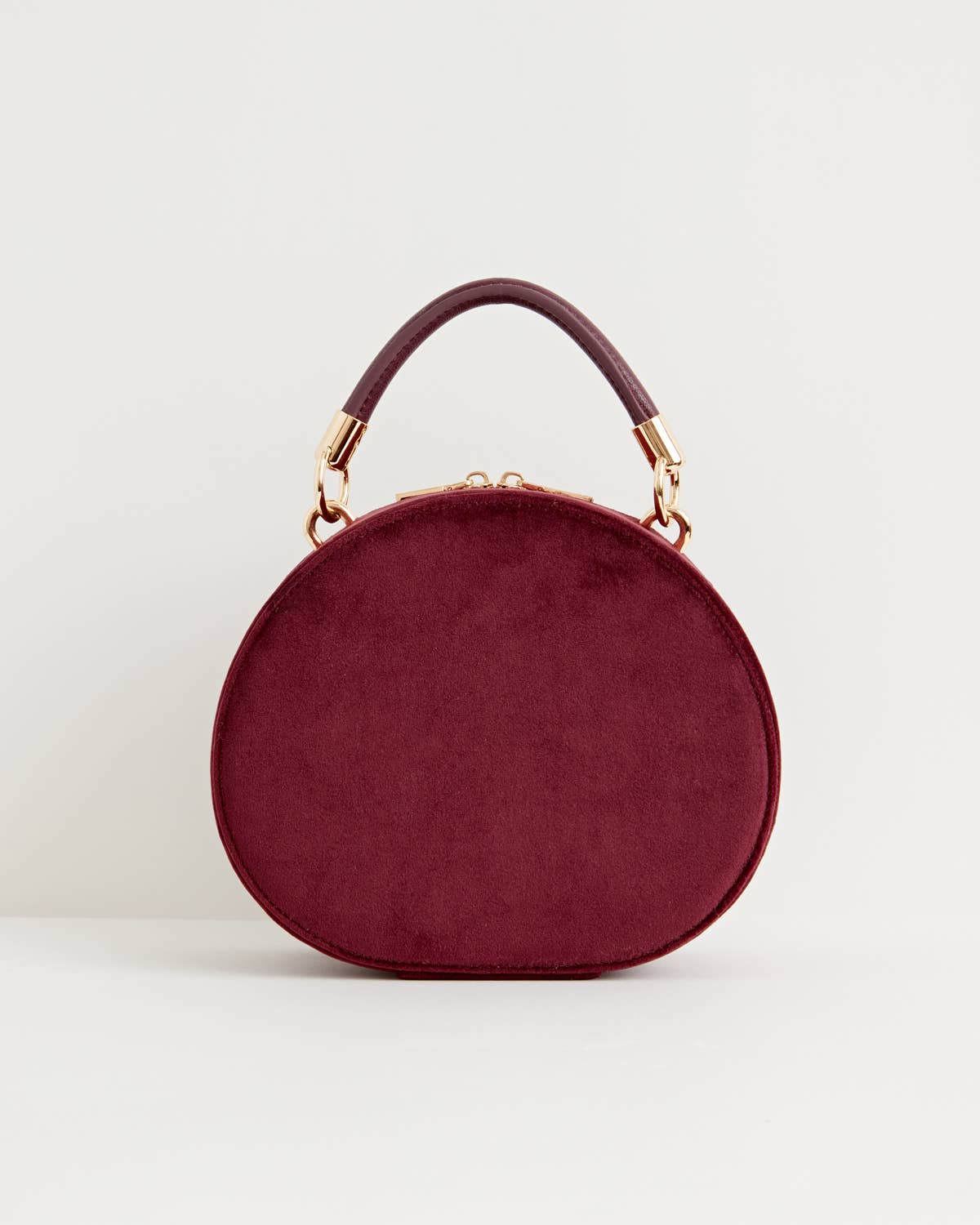 Neceser de terciopelo con grosella roja bordada Flora