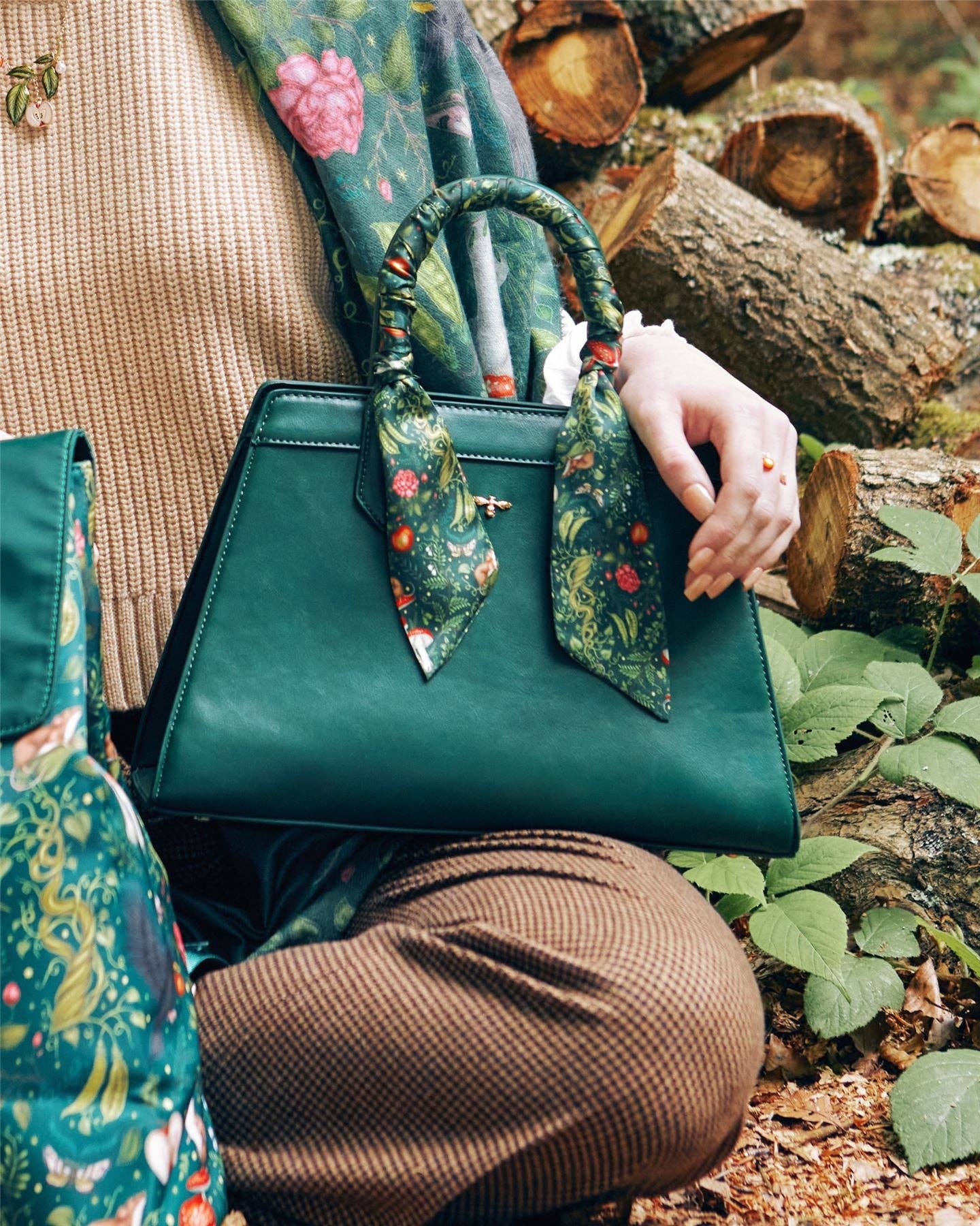 Into the Woods Tote Bag (Green)