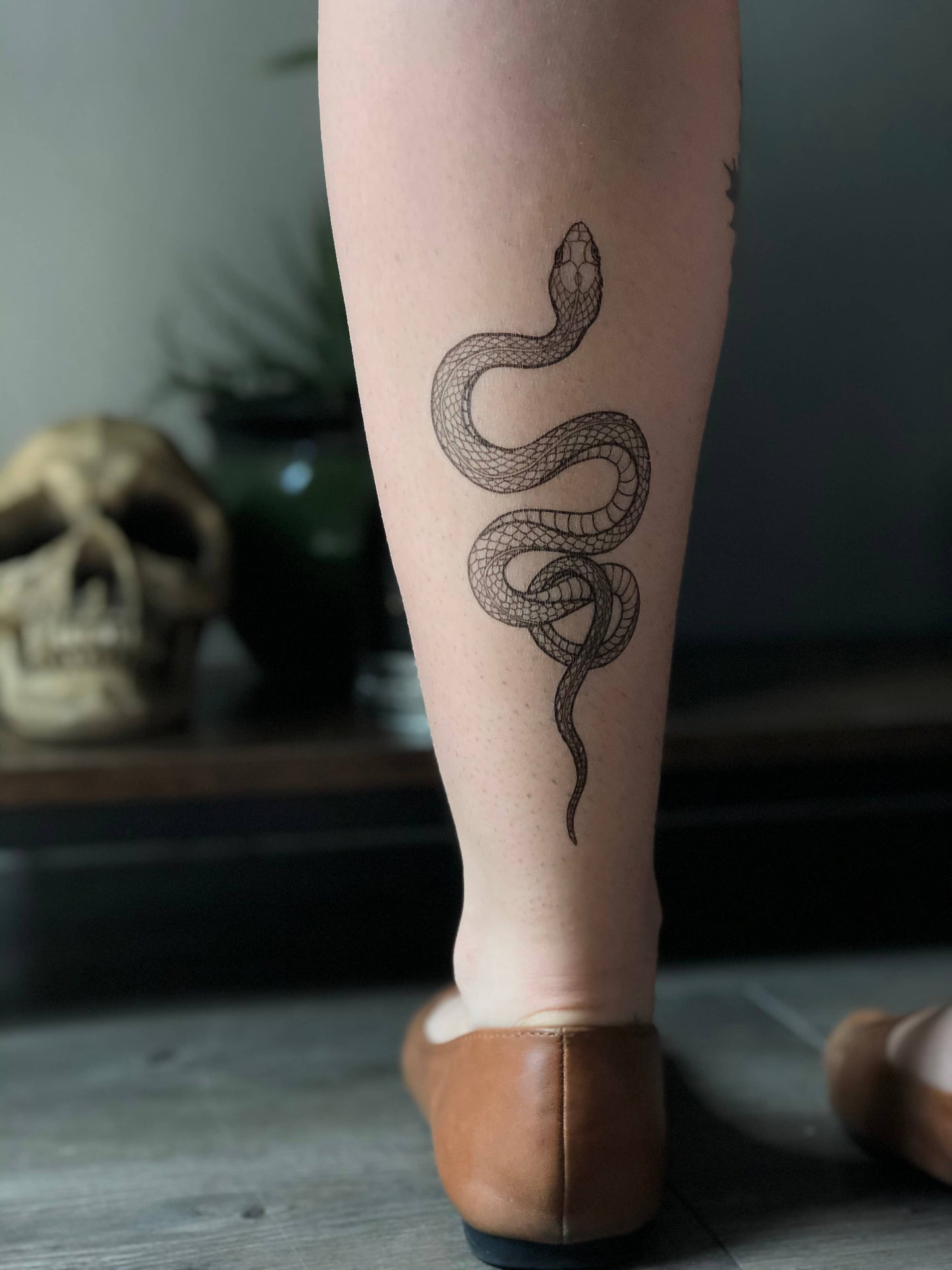 Tatuaje temporal de serpiente de jardín