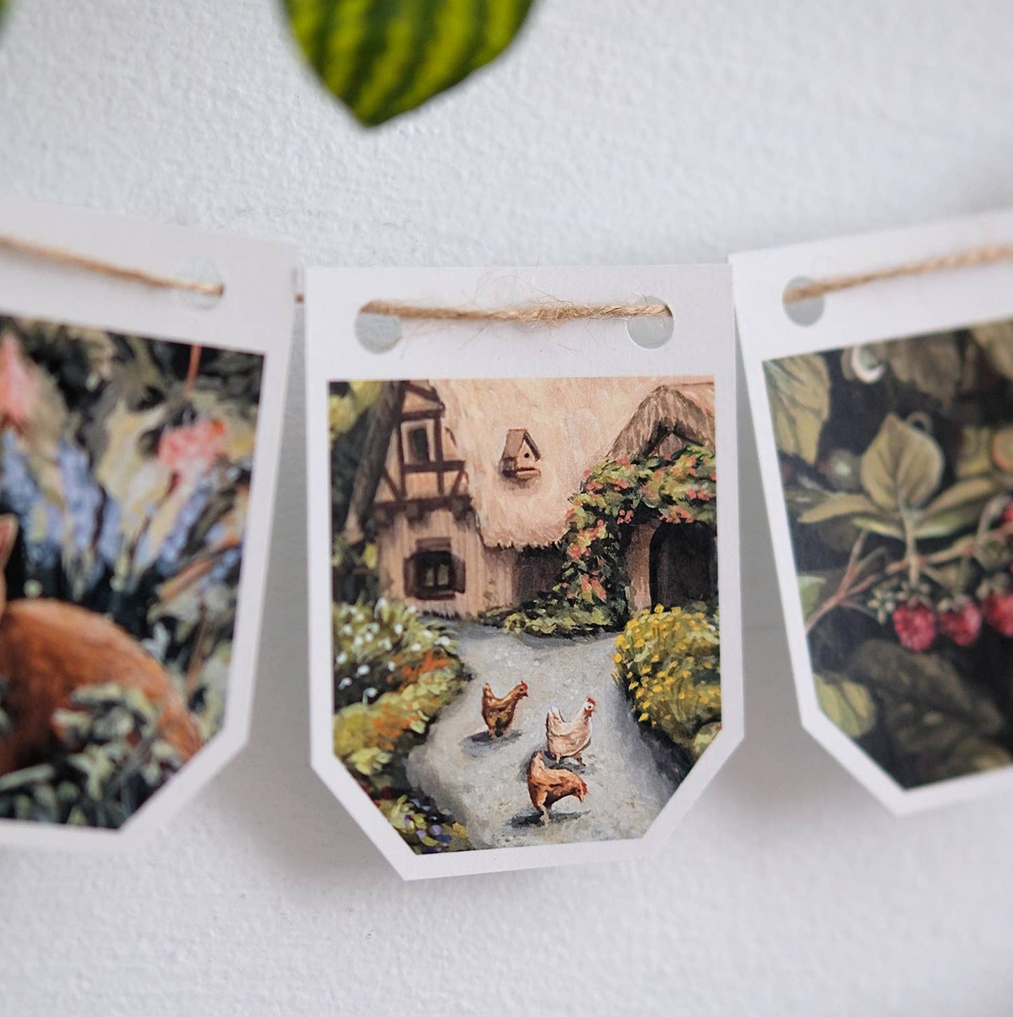 Cottage Garland (Botanical Paper Garland)