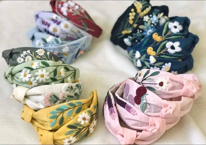 Floral Embroidered Linen Knot Turban-Style Headband