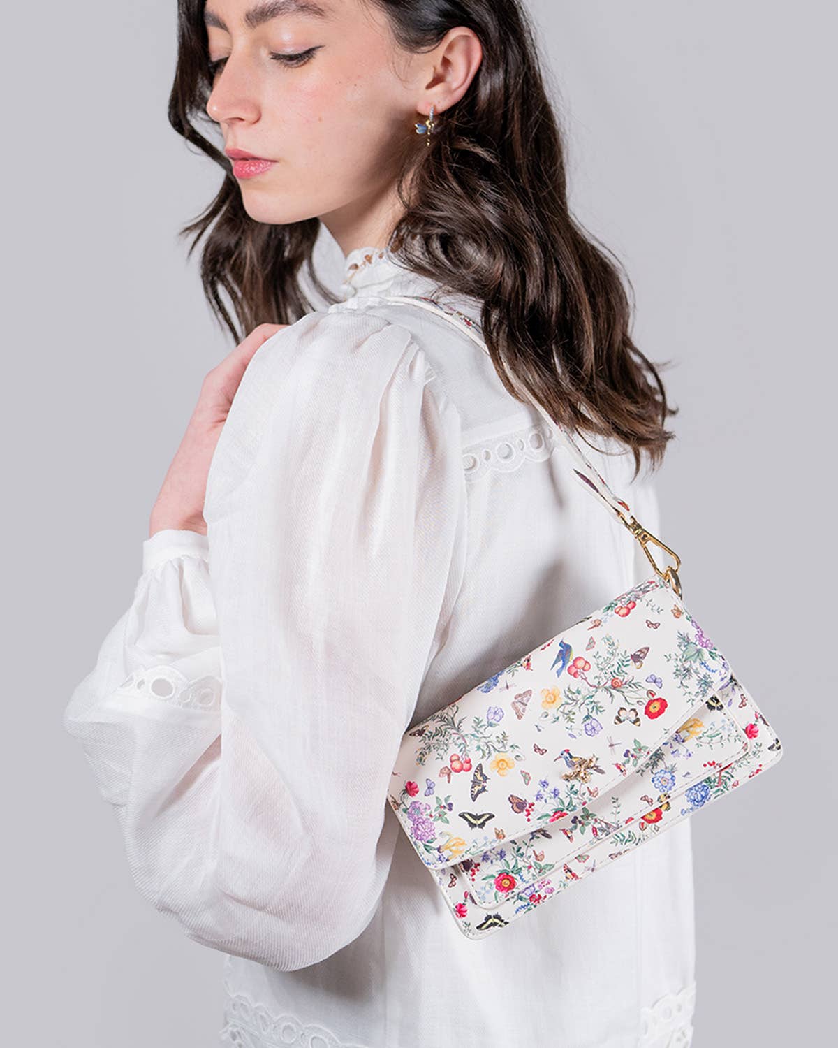 Alice Garden Shoulder Purse