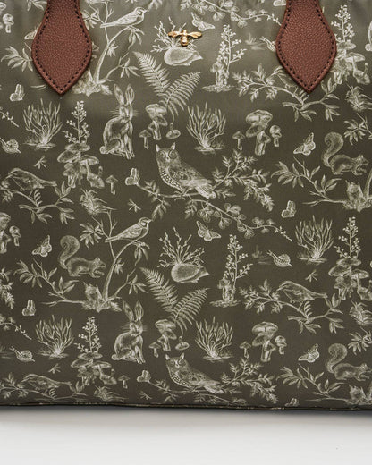 Edith Orla Scene Print Tote Bag in Olive Green