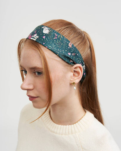 Niva Skinny Scarf in Forest Green