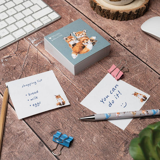 'Snug as a Cub' Fox Sticky Notes